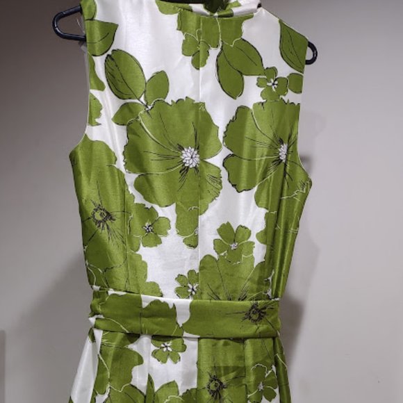 JESSICA HOWARD AVOCADO AND CREAM BOLD FLORAL,FIT AND FLARE WOMENS DRESS SIZE 12 - Picture 5 of 11